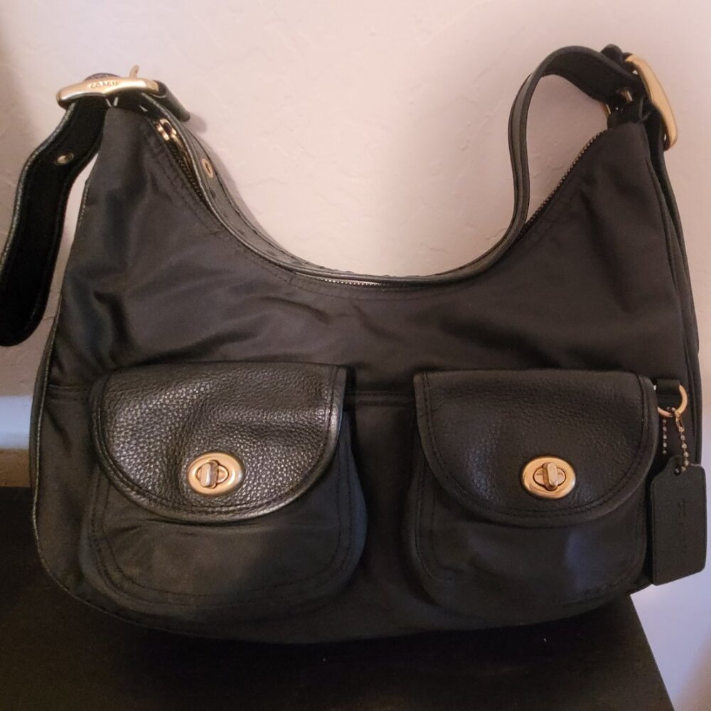 Cargo Hobo With Vintage Rose Print Interior - Picture 3 of 14